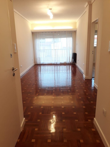 Imagen 2 de 11 de Venta Departamento 3 Ambientes Externo Con Balcon Corrido.