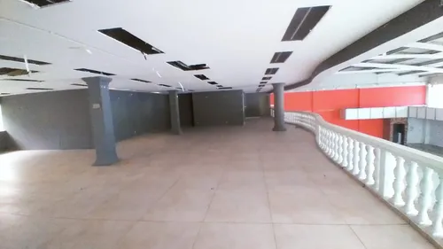 Local En Arriendo En Prados Del Norte. Cod A10819