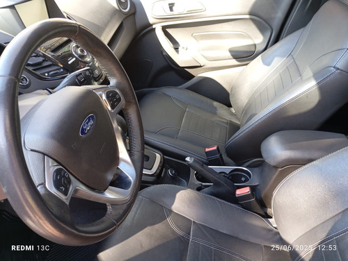 Ford Fiesta Kinetic 1.6 Titanium Powershift 120cv