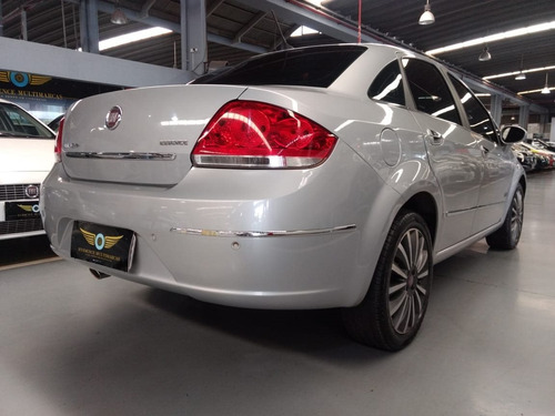 Fiat Linea 1.8 Essence 16v Flex 4p Automatizado