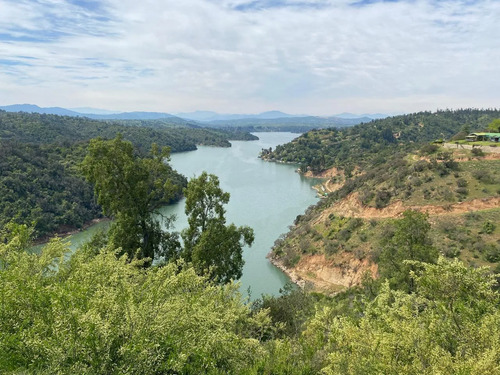Exclusiva Parcela Con Bajada Al Lago Rapel