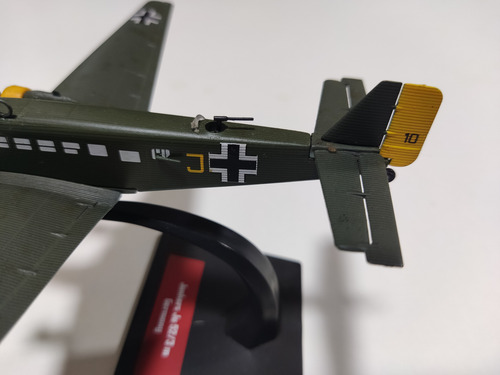 Miniatura 1:144 Avião Junkers Ju Segunda Guerra Verde-escuro (Usado)