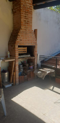 Casa De 2 Plantas A La Venta!!