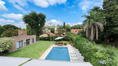 Venta Casa 350 M² Country San Carlos Lote Central 850 M² Pileta Parrilla