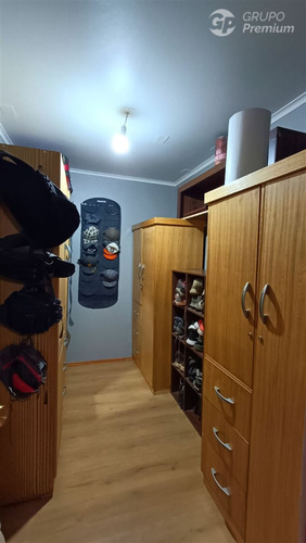 Casa En Venta De 4 Dorm. En Pucón