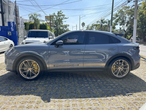 Porsche Cayenne Turbo Gt 2024 Gris