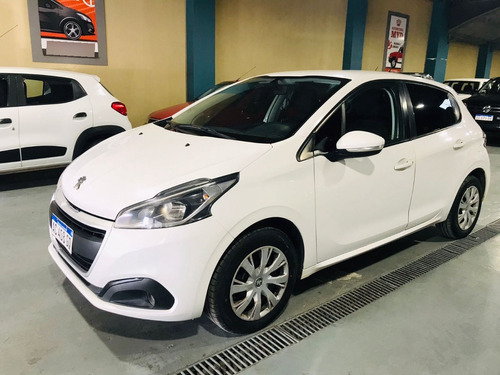 Peugeot 208 1.6 Active