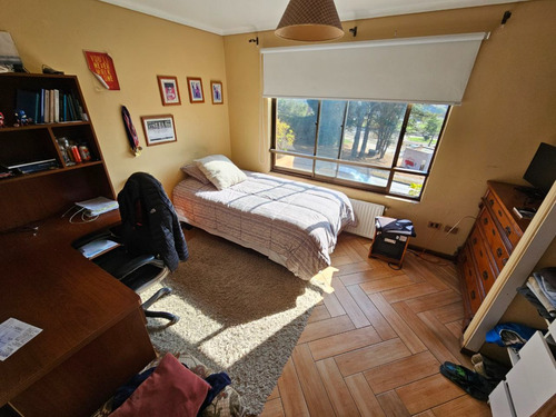 En Venta, Gran Propiedad En Lomas De San Andrés.