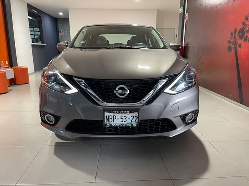 Imagen 2 de 15 de Nissan Sentra Exclusive 2017