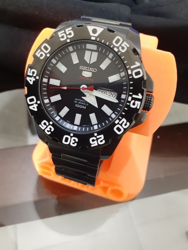 Relógio Seiko 5 Baby Monster