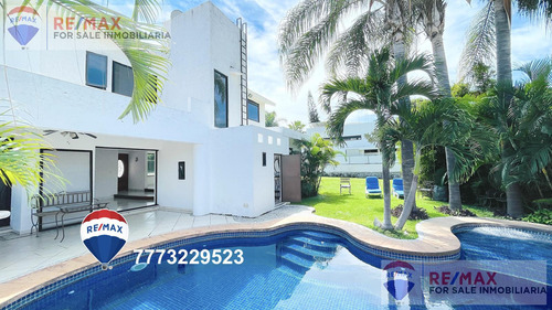 Venta De Casa En Lomas De Cocoyoc, Atlatlahucan, Morelosclave 4507