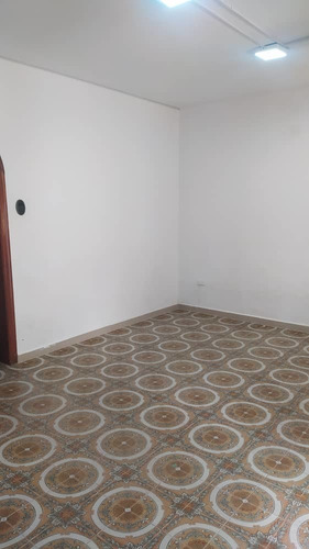 Imagen 9 de 16 de Casa A La Venta, Trigal Norte, Carabobo