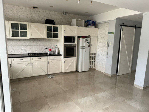 Venta Casa, Villa Ballester, 6 Ambientes, Pileta