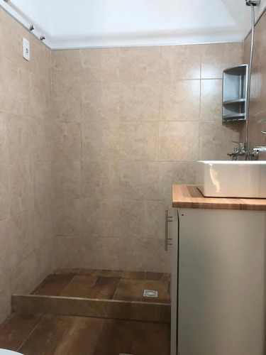 Apartamento Dos Dormitorios. Alquiler. Centro. Gc Gratis 3m