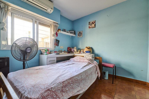 Ph En Venta - 3 Dormitorios 3 Baños - 266mts2 - Flores
