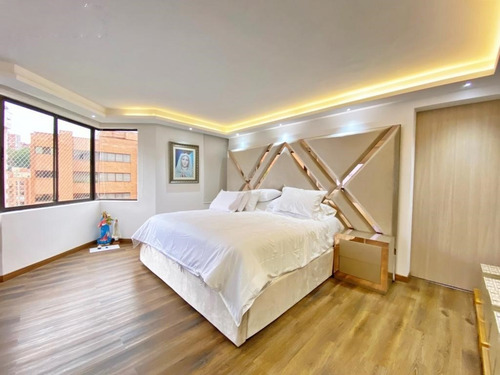 Imagen 9 de 22 de Lujoso Apartamento Totalmente Remodelado En Milla De Oro