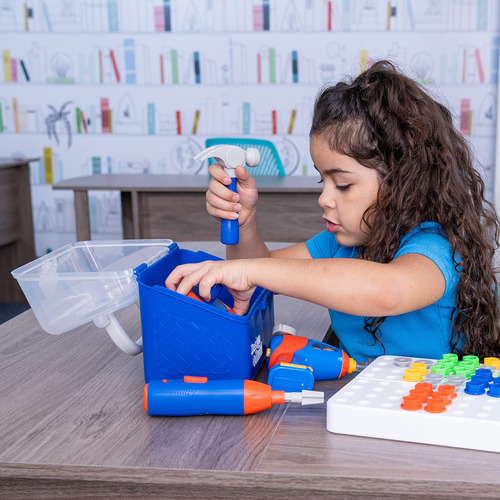 Caja De Herramientas De Diseño Y Perforación De Toy Educatio