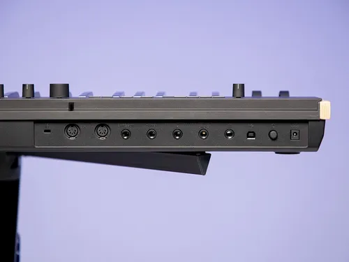 Korg Keystage 49 Controlador Midi 49 Teclas Polifonico