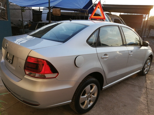 Imagen 4 de 12 de Volkswagen Vento