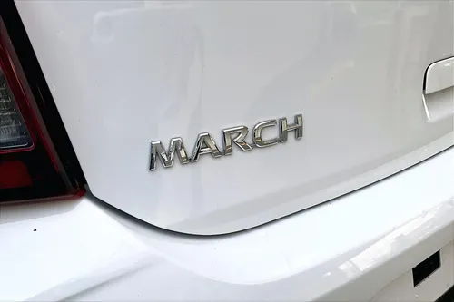 Nissan March 2022