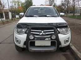 Defensa Pu Con Foco Decorativos Mitsubishi L200 2007-2015