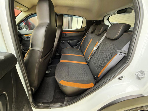 Renault Kwid 1.0 12V SCE FLEX OUTSIDER MANUAL