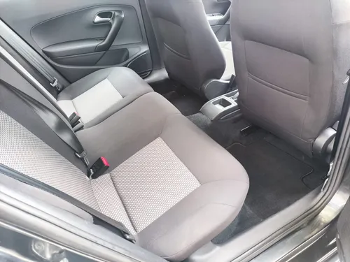 Volkswagen Vento 1.6 Starline At
