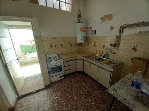 Venta Galpon Deposito Casa 5 Ambientes Mataderos