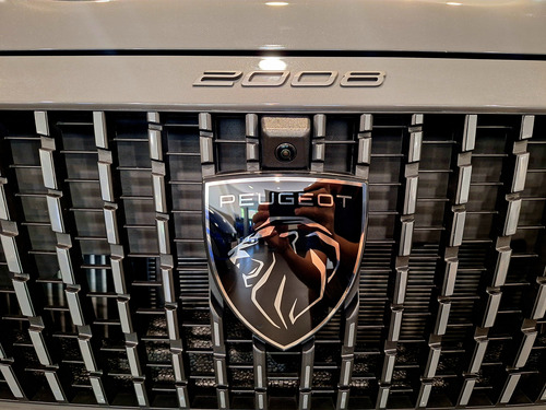 Peugeot 2008 1.0T Gt