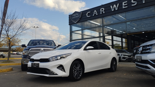 Kia Cerato 2.0 Sx At6