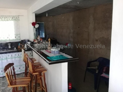 Imagen 4 de 30 de $$$maría Gabriella Mendoza Vende!!! Casa Remodelada En Ubanización Yucataán Codflex23-23062