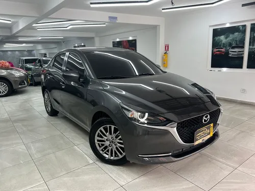 Mazda 2 Grand Touring LX AT 2023