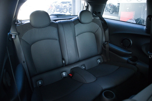 Imagen 7 de 13 de Mini Cooper Se 3 Door Iconic Automático 2022
