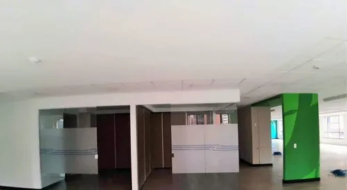 Oficina En Arriendo En Los Rosales. Cod A1038397