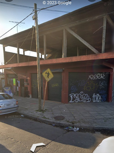 Oportunidad En I. Casanova. Excelente Inmueble 245 Mtrs. Edi