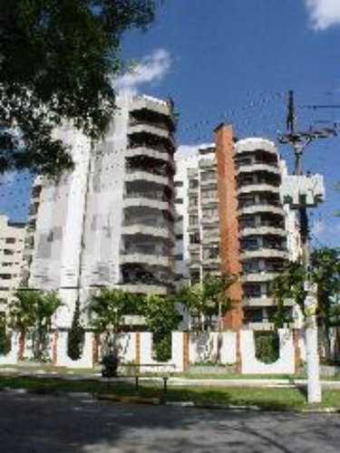Imagem 16 de 30 de Ótima Cobertura Com 420 M² No Alto Da Lapa! - Reo99217