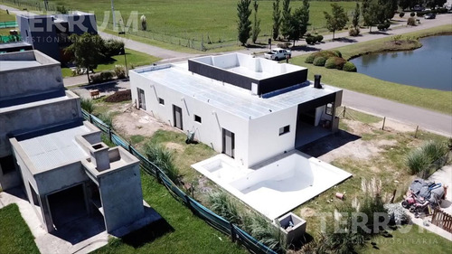 Casa En Venta : Canning : Horizontes Al Sur