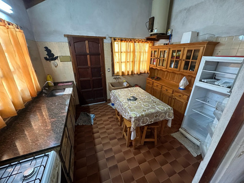 Chalet Calle Mendoza 625 (llave V53)
