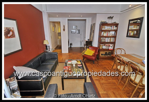 Imagen 1 de 14 de Venta En Emblemático Edificio Con Muy Buena Ubicación