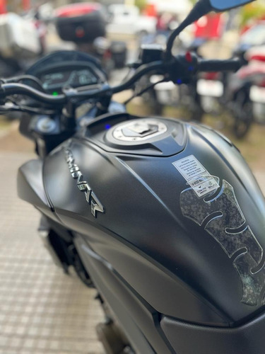 Imagen 4 de 7 de Bajaj Dominar 400