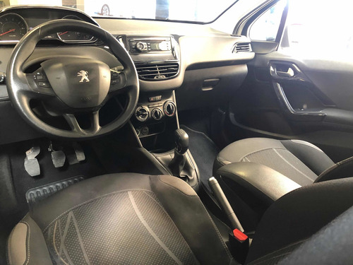 Peugeot 208 1.2 E