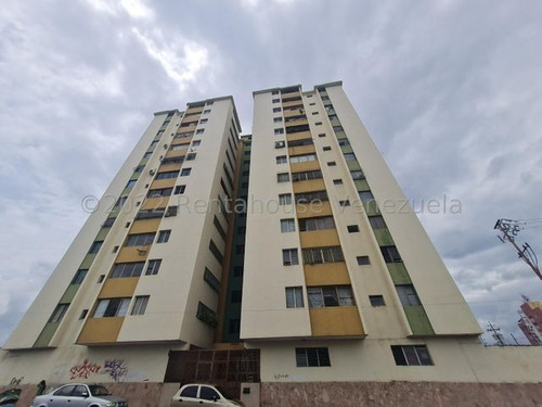Imagen 2 de 30 de Apartamentos En Venta En Zona Centro Barquisimeto, Lara #22- 25612 Profesional Inmobiliario : Romer Gonzalez 04147086673