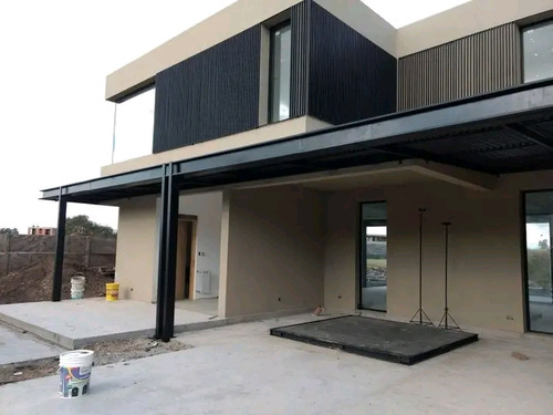 Herreria Pérgolas Rejas Escaleras Portones Muebles