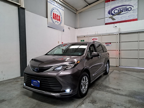 Toyota Sienna 3.5 Limited At