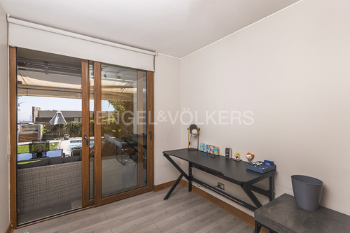 Casa Mediterránea En Arriendo En Condominio Seguro.