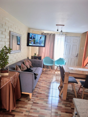 Casa Venta, 2 Pisos, 3d-1b-e. Maipú. Extenta De Contribución