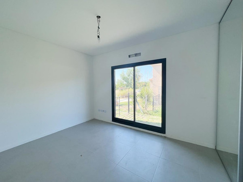 Imagen 8 de 21 de Casa En Venta San Matias Area 4 Lote Interno C/pileta