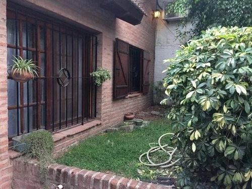 Imagen 1 de 13 de Chalet En Venta En Castelar Norte