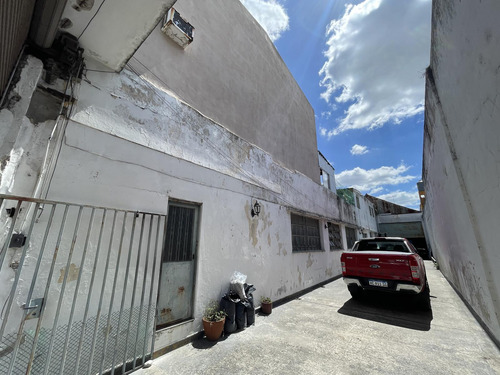 Galpon Con Viviendas En Venta - Piñeyro - Avellaneda