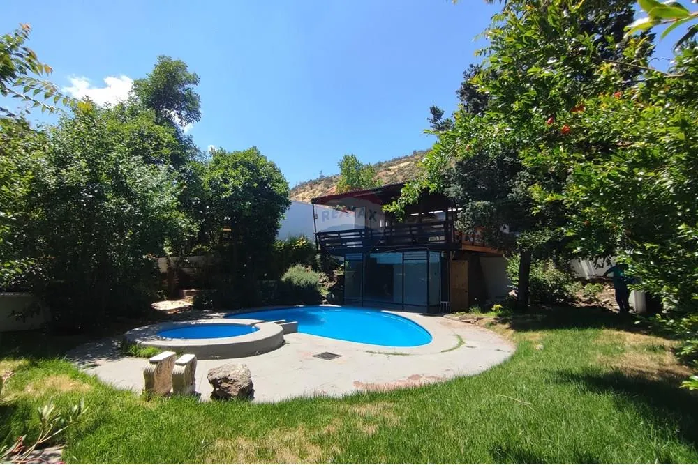Imagen 4 de 30 de Casa Familiar Con Piscina Y Gran Potencial